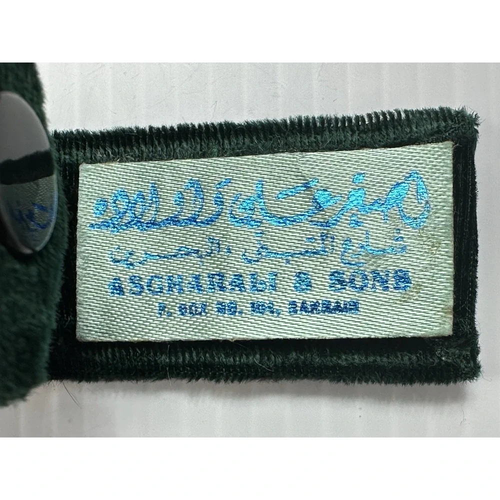Vintage ASGHAR ALI & SONS Oscar De La Rental Fragrance Green Velvet‎ Snap Case
